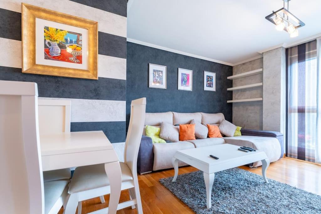 Apartamento En El Corazon De La Ciudad Con Parking Σανταντέρ Εξωτερικό φωτογραφία